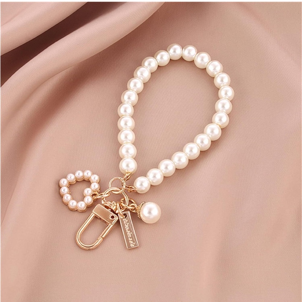 Gold and Pearl Heart Bag Charm Key holder - Picture 7 of 7